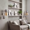Applique da parete moderne Gastor, set da 2, con tre sfere in vetro, accanto allo specchio